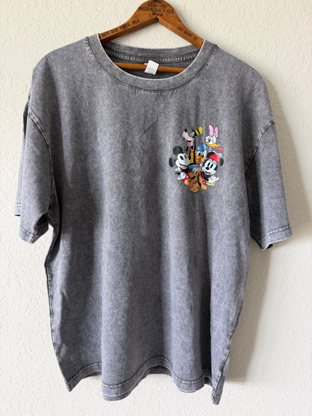 Unbranded Gray Short-Sleeve Cartoon Crewneck Tee